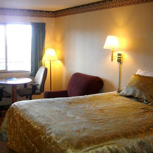 Dunes - Motel 2*